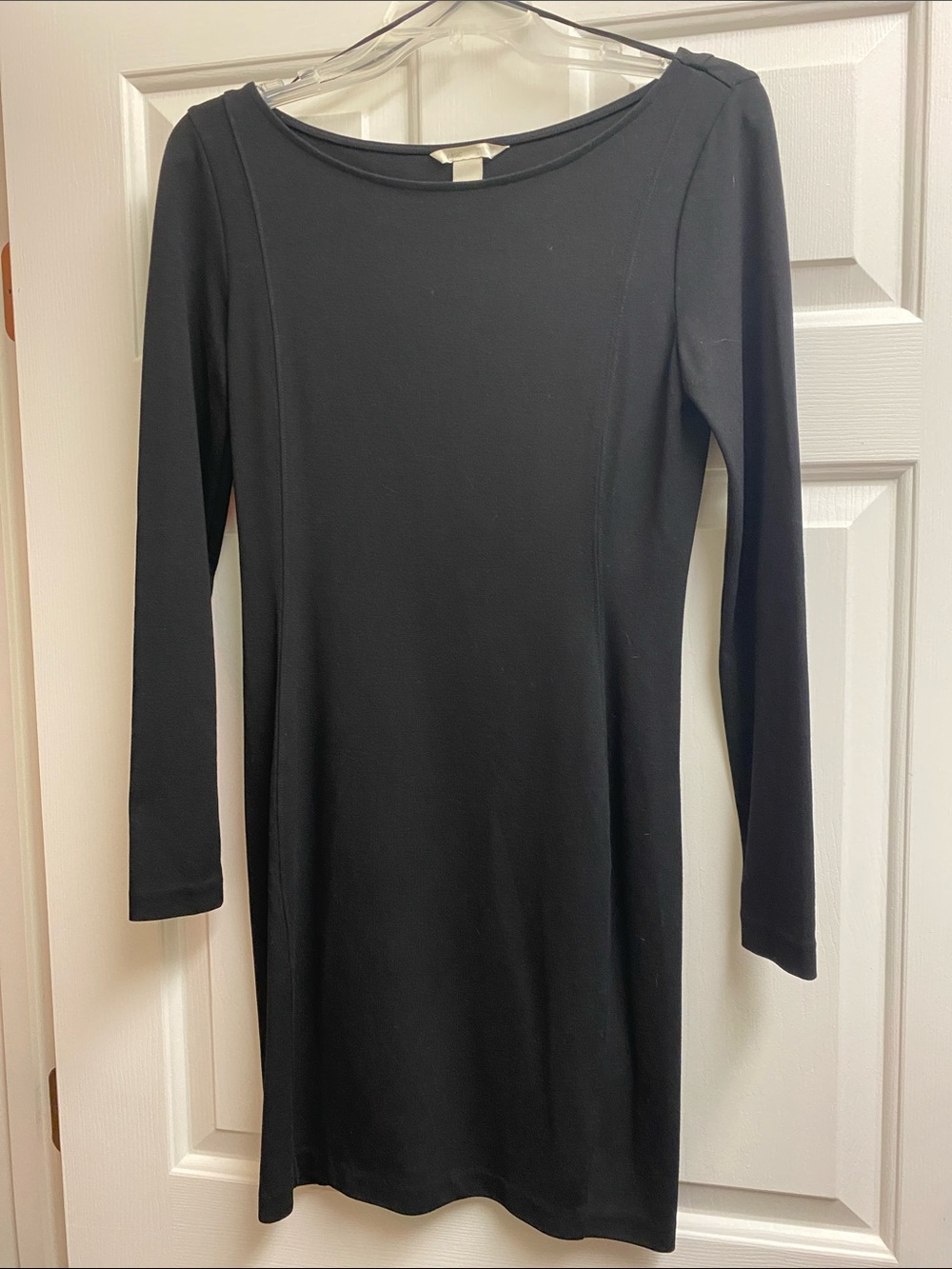 H&M Black Long-Sleeve Shift Dress